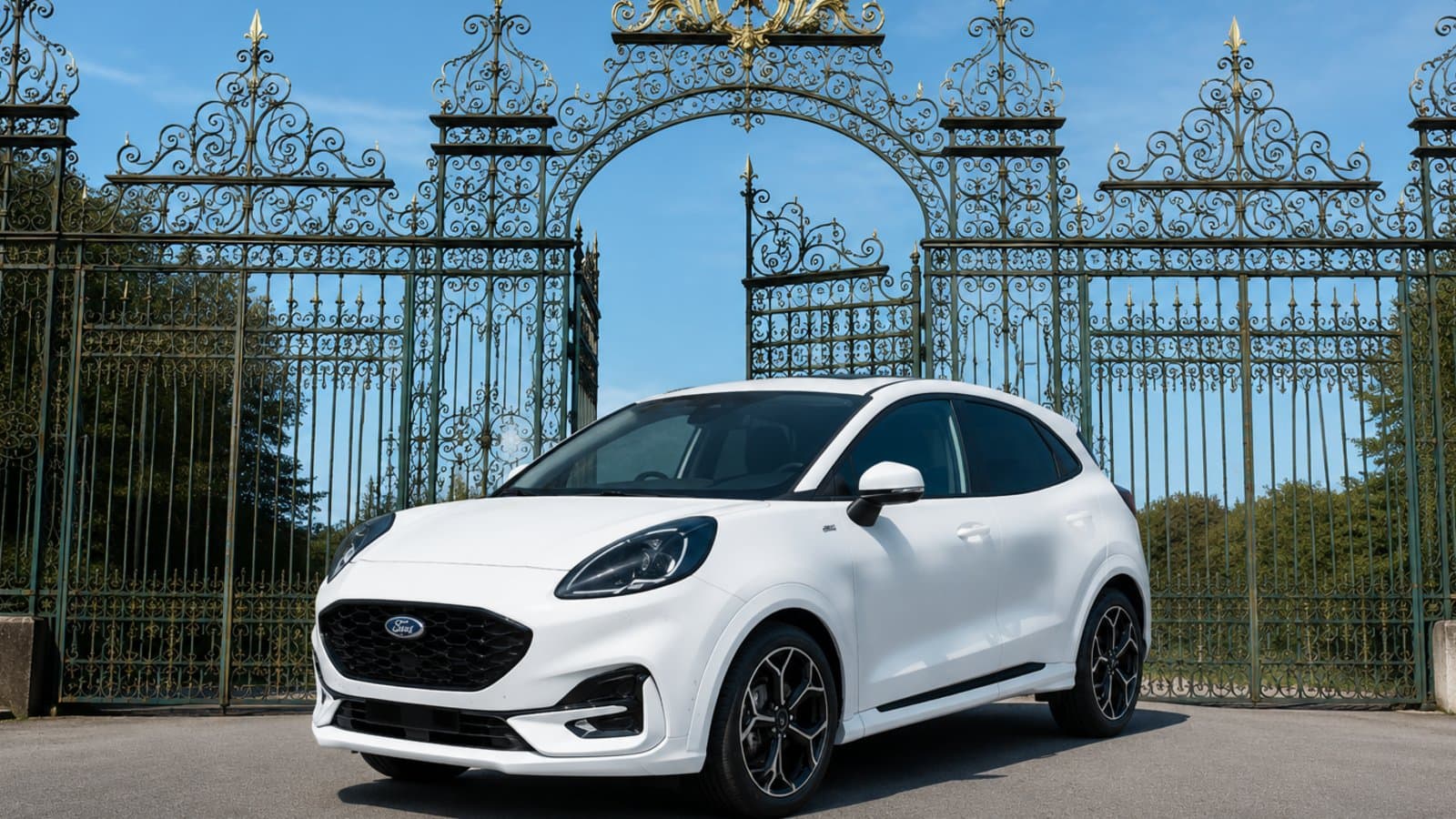 Location Ford Puma Automatique à Bordeaux — BGA Location