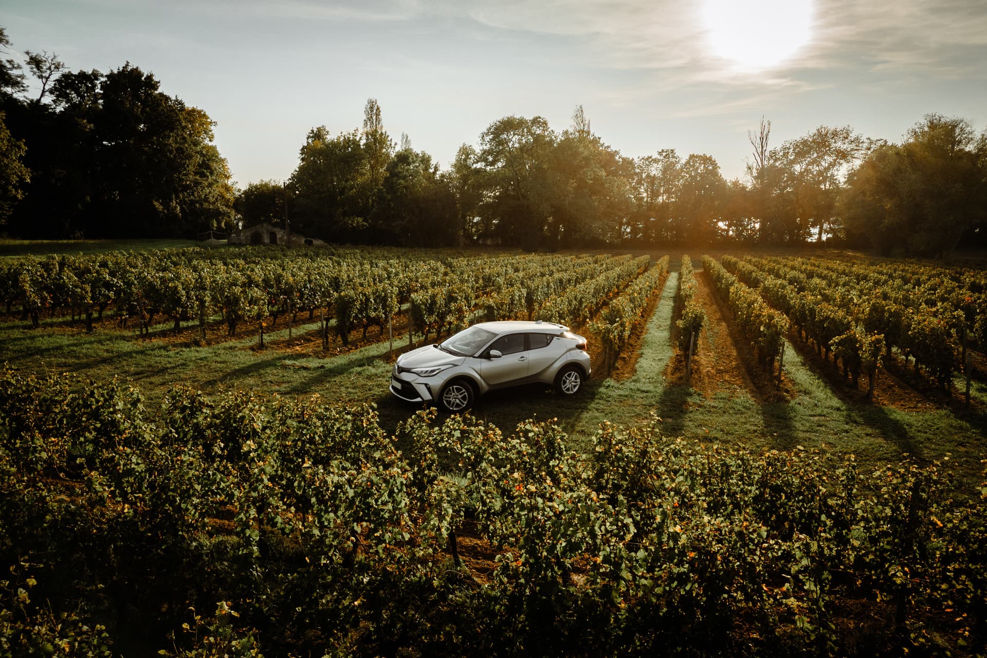 Location Toyota C-HR vue aérienne — BGA Location