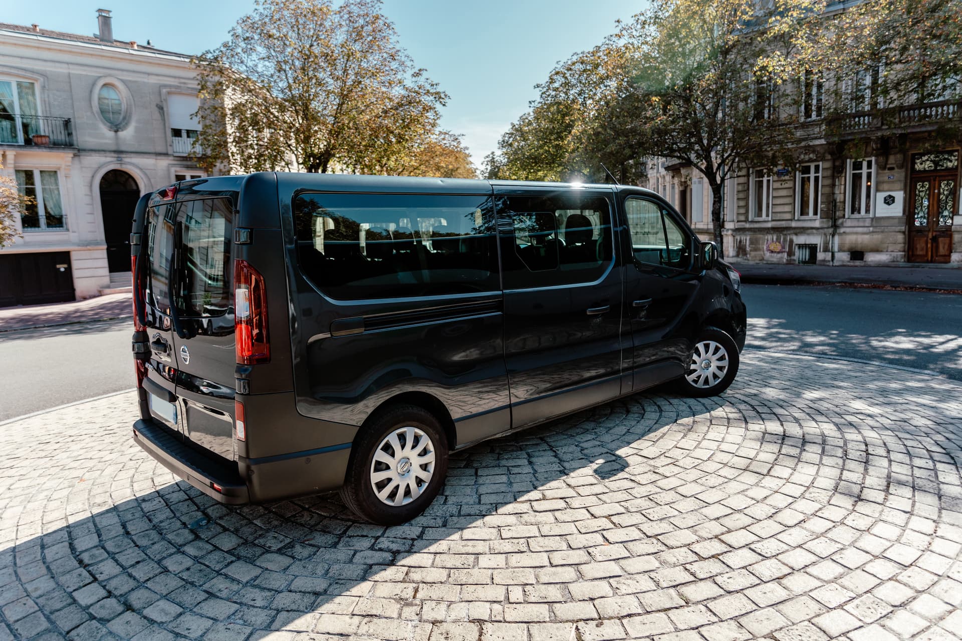 Location minibus Mercedes Vito 9 places à Bordeaux — BGA Location