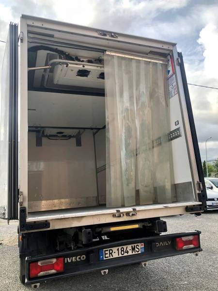 LOCATION CAMION FRIGORIFIQUE SAINT ANDRE DE CUBZAC PROCHE BLAYE