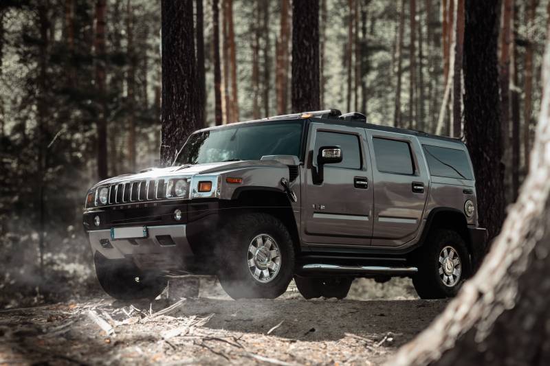 location d'un hummer h2 sur bordeaux et alentours