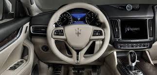 Voiture de luxe pas cher à louer