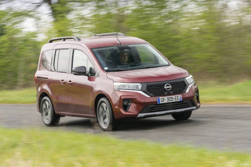 location utilitaire 5 places nissan 2022 a bordeaux gironde et ses alentours