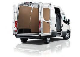 Trouvez votre camion fourgon 16m3, de location a petit prix avec crochet d'attelage.