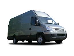 Location camion utilitaire avec crochet d'attelage sur Saint Andre De Cubzac